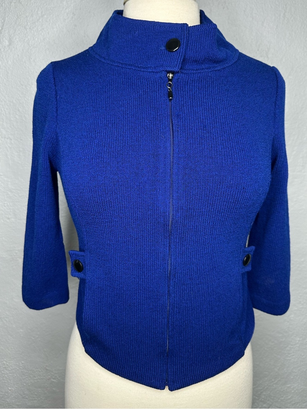 St. John Royal Blue Zip Front Crop Sweater Jacket